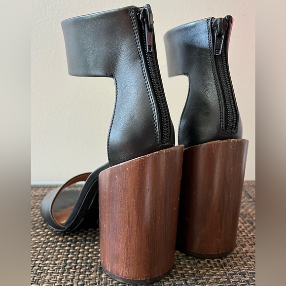 Givenchy Block Heels - Picture 5 of 9